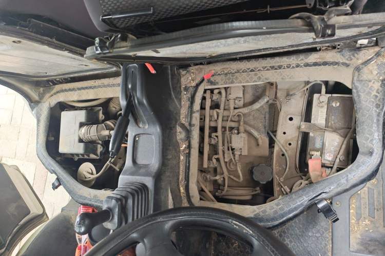 Used CHANGAN KAICHENG Star 9 2015 1.5L Base Version 4G15S Engine Bay