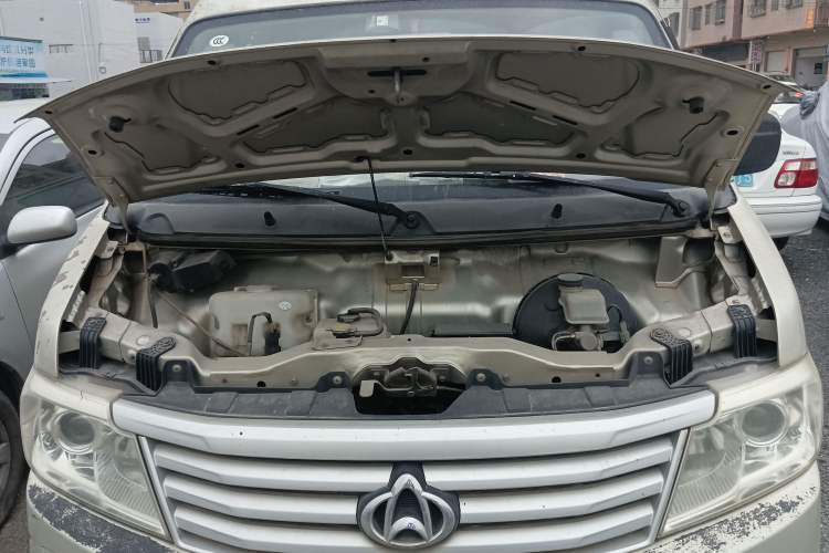 Used CHANGAN KAICHENG Star 9 2015 1.5L Base Version 4G15S Engine Bay