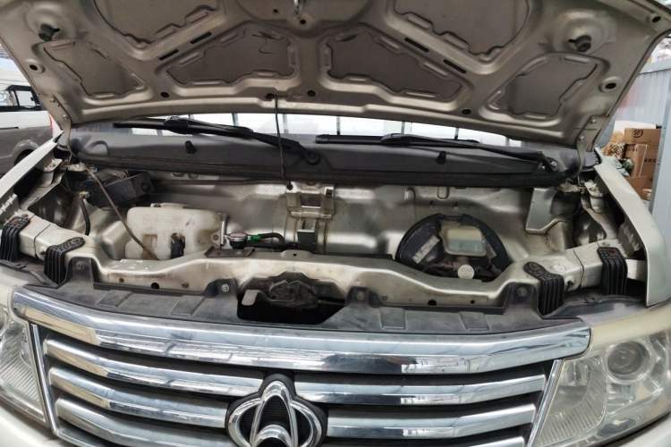 Used CHANGAN KAICHENG Star 9 2015 1.5L Base Version 4G15S Engine Bay