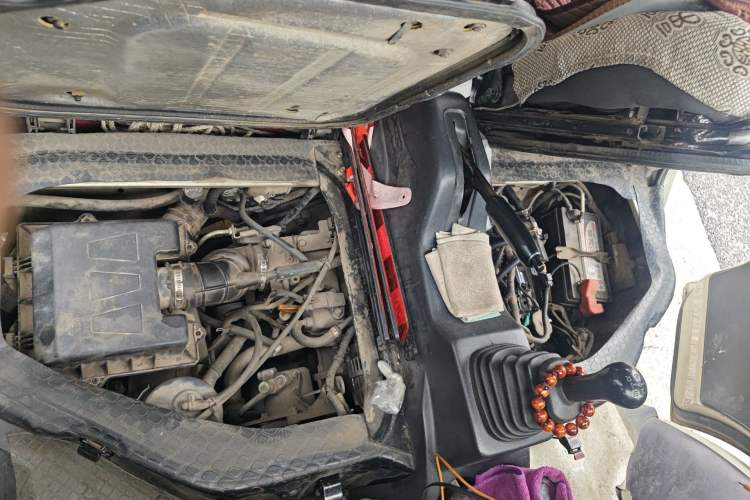 Used CHANGAN KAICHENG Star 9 2015 1.5L CNG Base Version 4G15S Engine Bay