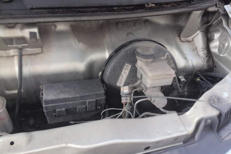 Used CHANGAN KAICHENG Star 9 2015 1.5L Base Version 4G15S Engine Bay Left