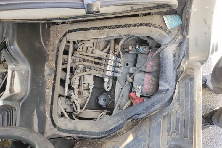 Used CHANGAN KAICHENG Star 9 2015 1.5L CNG Base Version 4G15S Engine Bay Left
