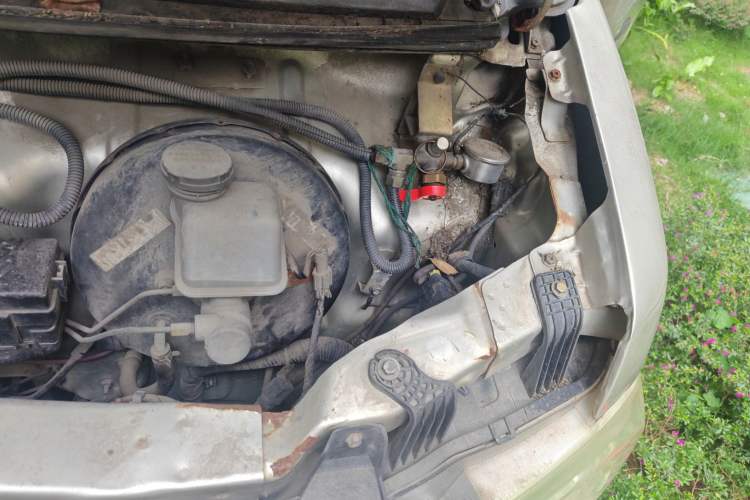 Used CHANGAN KAICHENG Star 9 2015 1.5L Base Version 4G15S Engine Bay Left