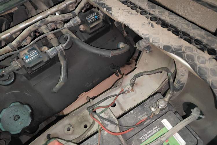 Used CHANGAN KAICHENG Star 9 2015 1.5L Base Version 4G15S Engine Bay Left