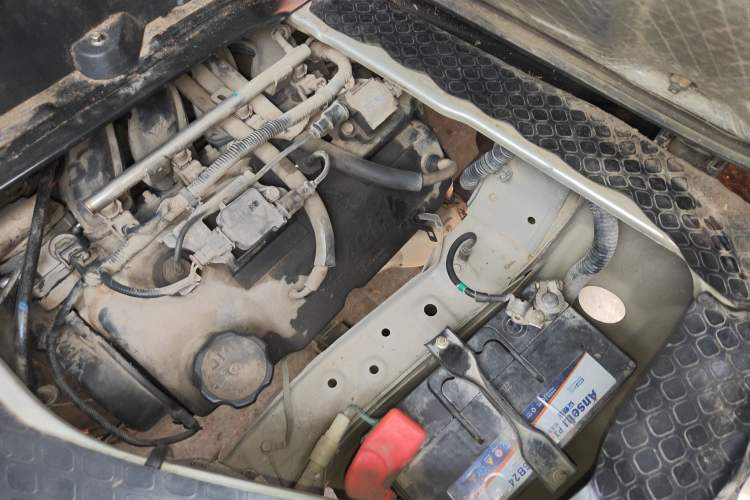 Used CHANGAN KAICHENG Star 9 2015 1.5L Base Version 4G15S Engine Bay Left