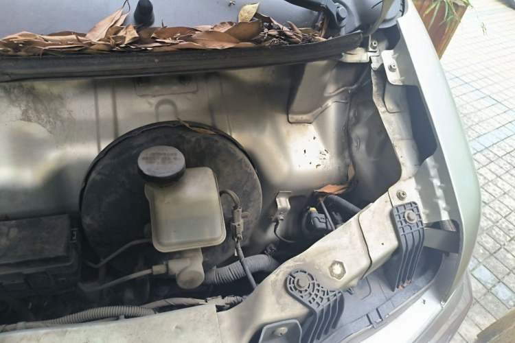 Used CHANGAN KAICHENG Star 9 2015 1.5L Base Version 4G15S Engine Bay Left