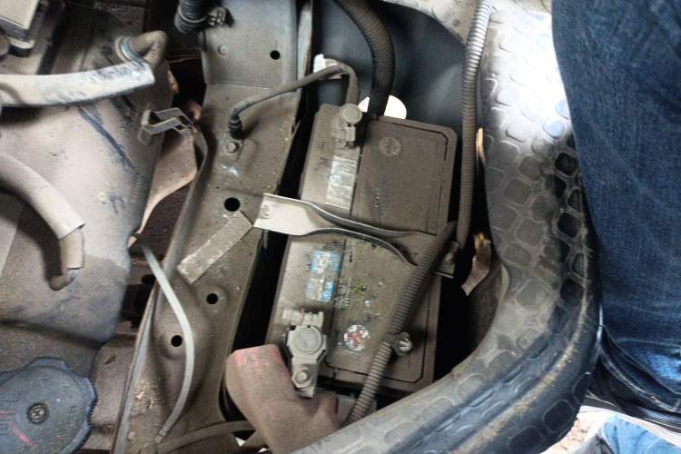 Used CHANGAN KAICHENG Star 9 2015 1.5L Base Version 4G15S Engine Bay Left