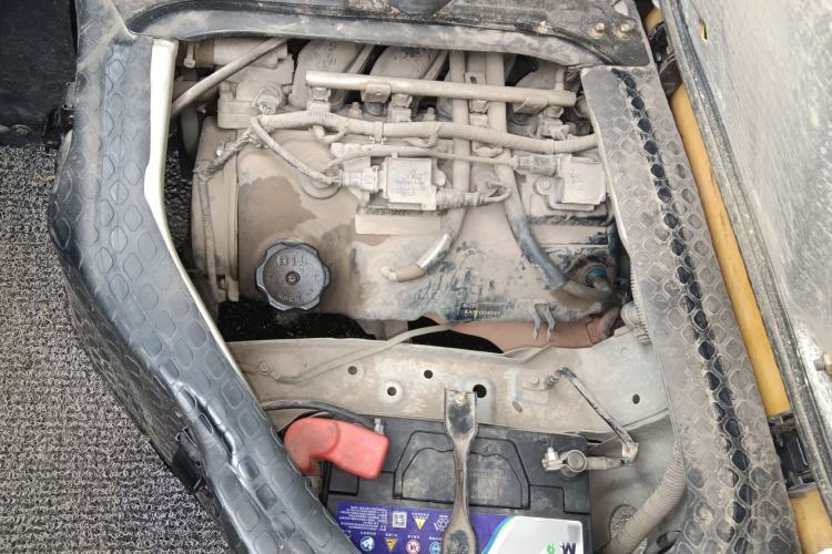 Used CHANGAN KAICHENG Star 9 2015 1.5L Base Version 4G15S Engine Bay