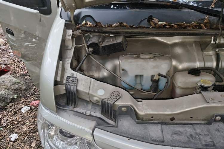 Used CHANGAN KAICHENG Star 9 2015 1.5L Base Version 4G15S Engine Bay Right