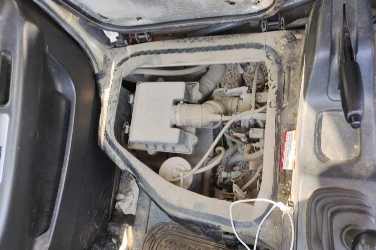 Used CHANGAN KAICHENG Star 9 2015 1.5L CNG Base Version 4G15S Engine Bay Right