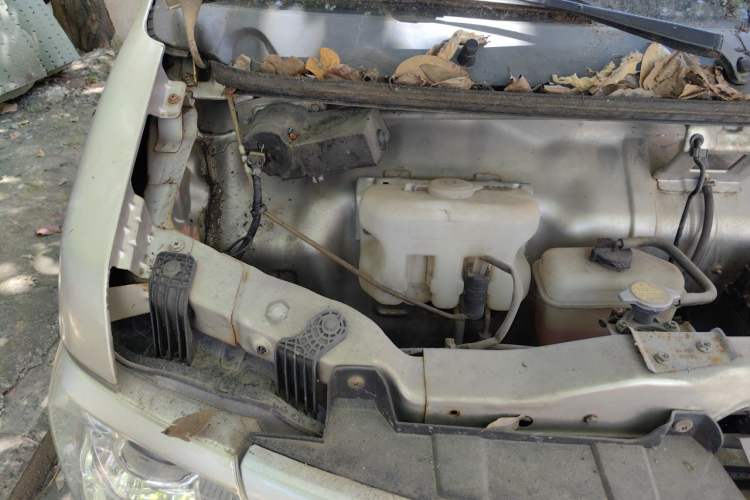 Used CHANGAN KAICHENG Star 9 2015 1.5L Base Version 4G15S Engine Bay Right