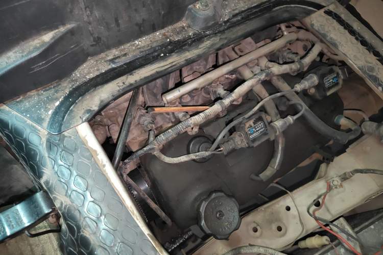 Used CHANGAN KAICHENG Star 9 2015 1.5L Base Version 4G15S Engine Bay Right