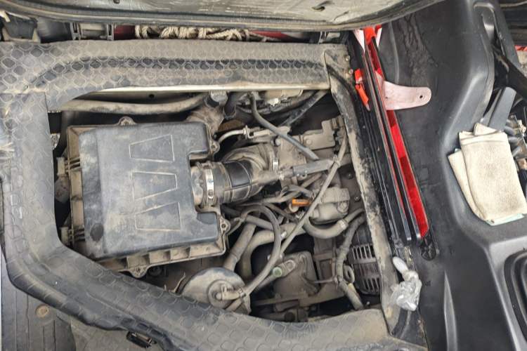 Used CHANGAN KAICHENG Star 9 2015 1.5L CNG Base Version 4G15S Engine Bay Right