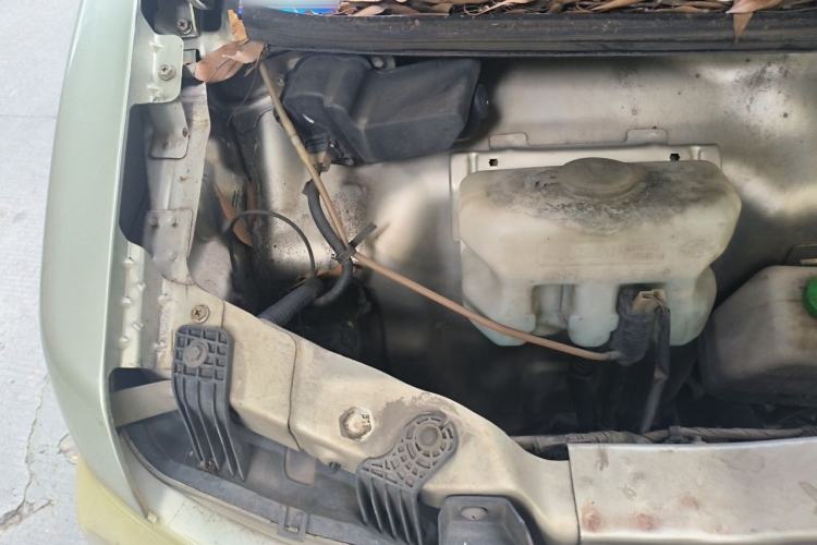 Used CHANGAN KAICHENG Star 9 2015 1.5L Base Version 4G15S Engine Bay Right