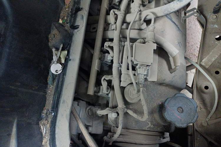 Used CHANGAN KAICHENG Star 9 2015 1.5L Base Version 4G15S Engine Bay Right