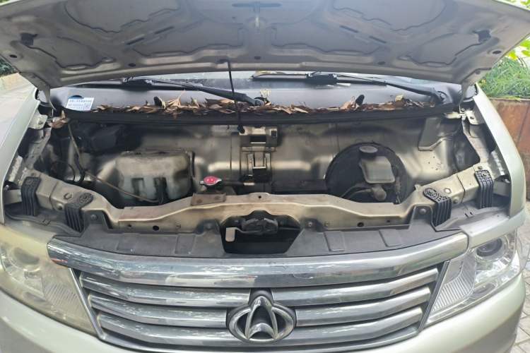 Used CHANGAN KAICHENG Star 9 2015 1.5L Base Version 4G15S Engine Bay