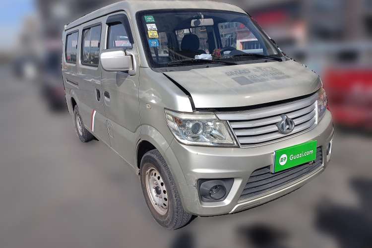 Used CHANGAN KAICHENG Star 9 2015 1.5L Base Version 4G15S Front Right 45 Deg