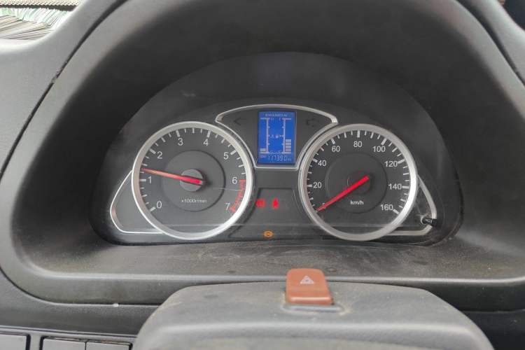 Used CHANGAN KAICHENG Star 9 2015 1.5L Base Version 4G15S Instrument Cluster