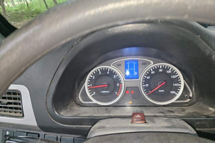 Used CHANGAN KAICHENG Star 9 2015 1.5L Base Version 4G15S Instrument Cluster
