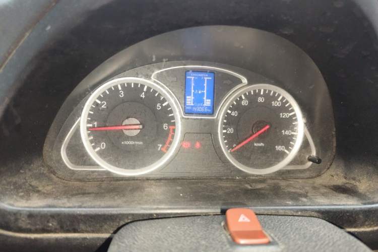 Used CHANGAN KAICHENG Star 9 2015 1.5L Base Version 4G15S Instrument Cluster