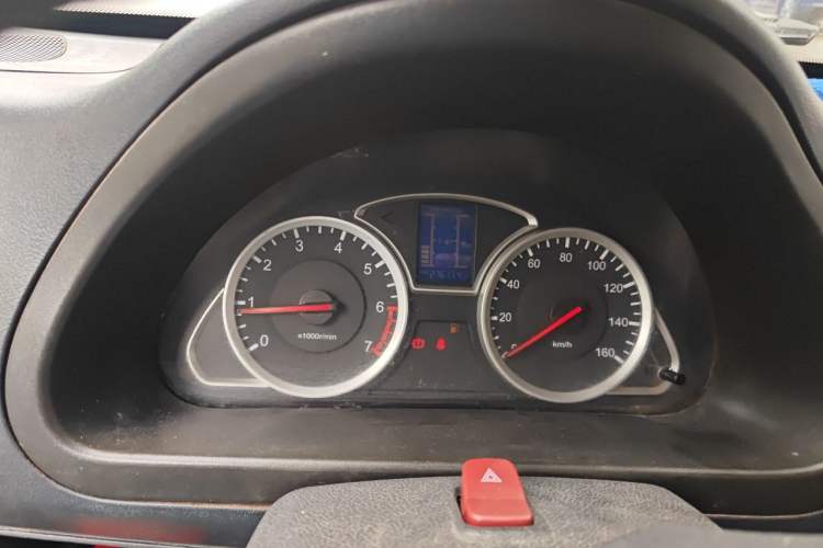 Used CHANGAN KAICHENG Star 9 2015 1.5L Base Version 4G15S Instrument Cluster
