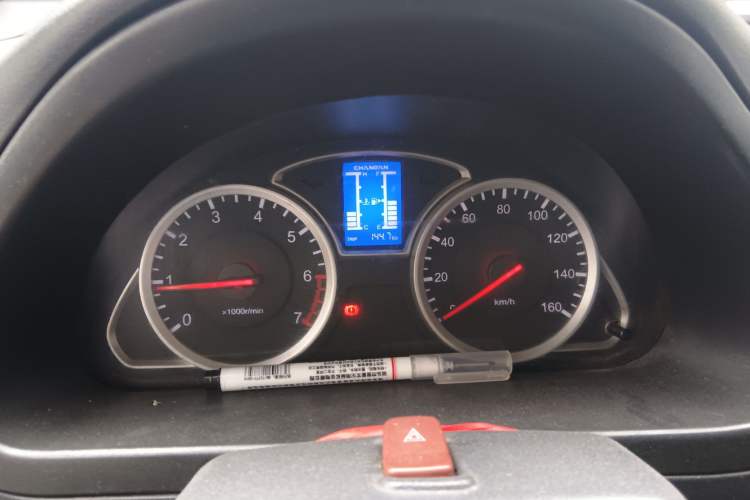 Used CHANGAN KAICHENG Star 9 2015 1.5L Base Version 4G15S Instrument Cluster