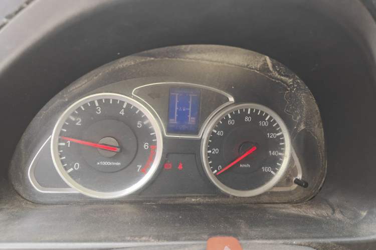 Used CHANGAN KAICHENG Star 9 2015 1.5L Base Version 4G15S Instrument Cluster