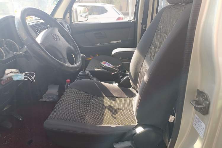 Used CHANGAN KAICHENG Star 9 2015 1.5L Base Version 4G15S Left Front Seat