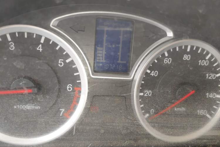 Used CHANGAN KAICHENG Star 9 2015 1.5L CNG Base Version 4G15S Odometer Close Up