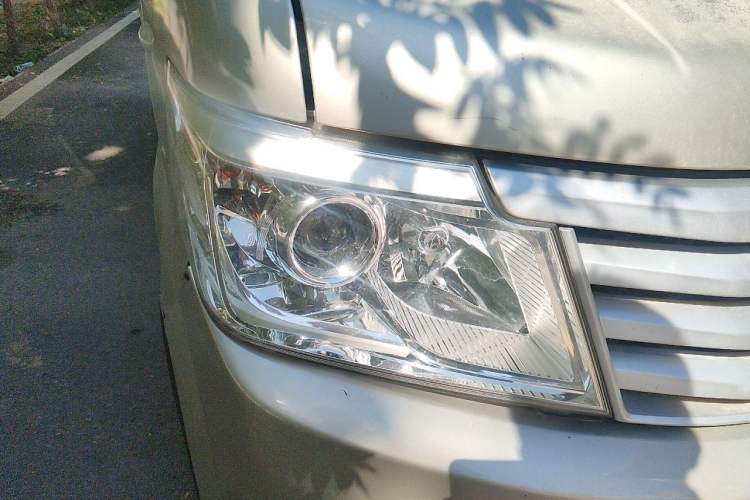 Used CHANGAN KAICHENG Star 9 2015 1.5L Base Version 4G15S Right Front Headlight