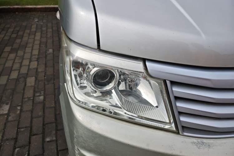 Used CHANGAN KAICHENG Star 9 2015 1.5L Base Version 4G15S Right Front Headlight