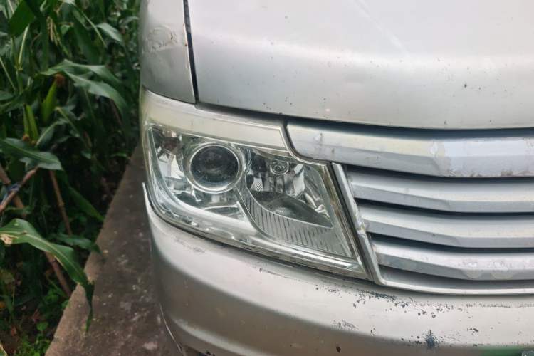 Used CHANGAN KAICHENG Star 9 2015 1.5L Base Version 4G15S Right Front Headlight