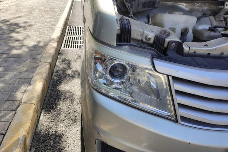 Used CHANGAN KAICHENG Star 9 2015 1.5L CNG Base Version 4G15S Right Front Headlight