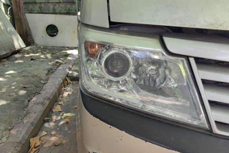Used CHANGAN KAICHENG Star 9 2015 1.5L Base Version 4G15S Right Front Headlight