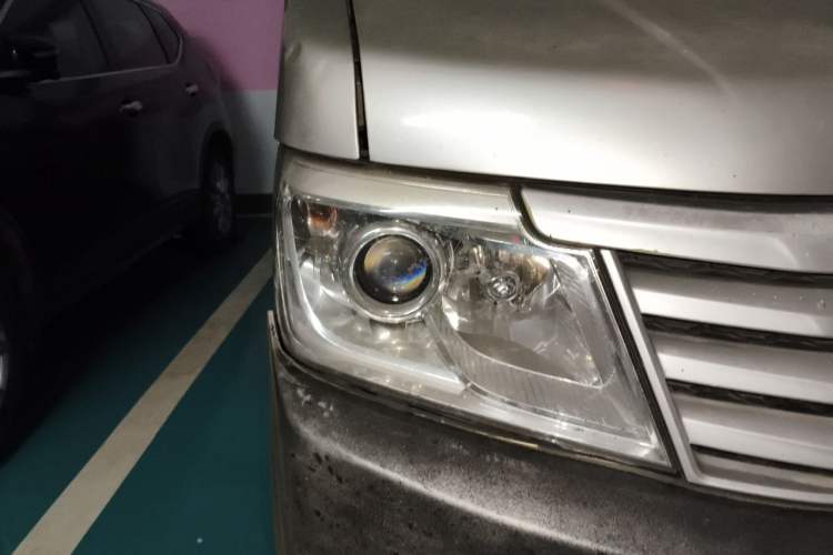 Used CHANGAN KAICHENG Star 9 2015 1.5L Base Version 4G15S Right Front Headlight