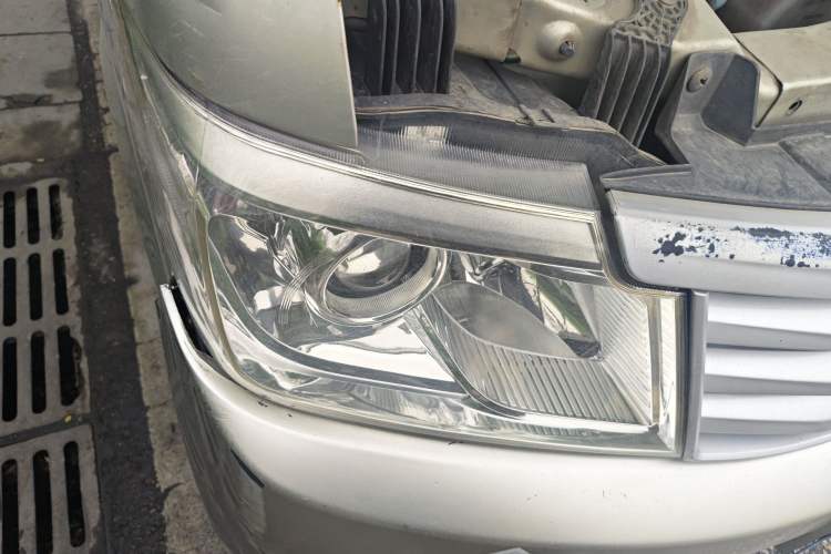 Used CHANGAN KAICHENG Star 9 2015 1.5L CNG Base Version 4G15S Right Front Headlight