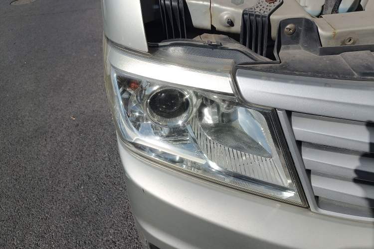 Used CHANGAN KAICHENG Star 9 2015 1.5L Base Version 4G15S Right Front Headlight