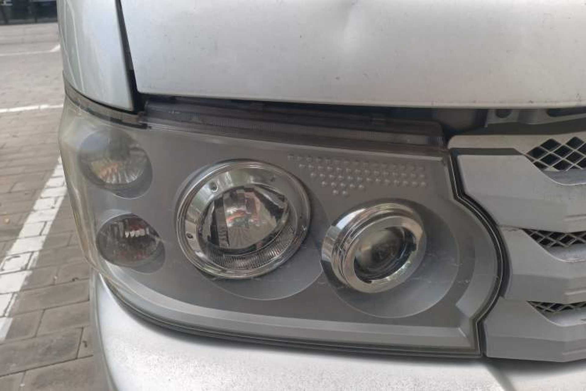 Used CHANGAN KAICHENG Star 9 2015 1.5L CNG Base Version 4G15S Right Front Headlight