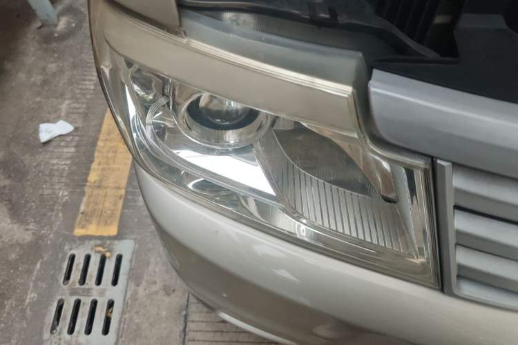 Used CHANGAN KAICHENG Star 9 2015 1.5L Base Version 4G15S Right Front Headlight