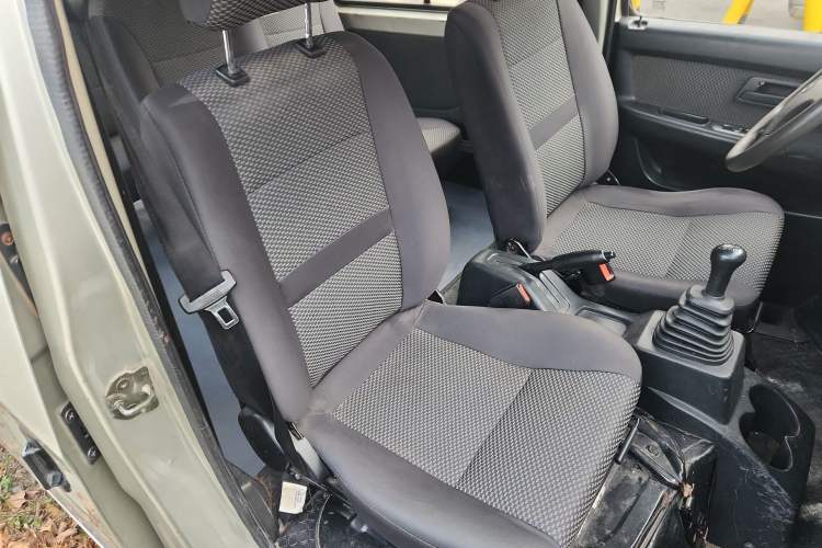 Used CHANGAN KAICHENG Star 9 2015 1.5L Base Version 4G15S Right Front Seat