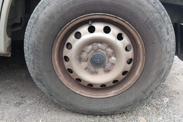 Used CHANGAN KAICHENG Star 9 2015 1.5L Base Version 4G15S Right Front Wheel Hub