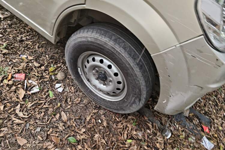Used CHANGAN KAICHENG Star 9 2015 1.5L Base Version 4G15S Right Front Wheel Hub