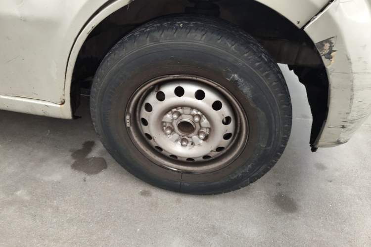Used CHANGAN KAICHENG Star 9 2015 1.5L Base Version 4G15S Right Front Wheel Hub