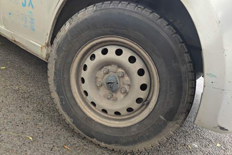 Used CHANGAN KAICHENG Star 9 2015 1.5L Base Version 4G15S Right Front Wheel Hub