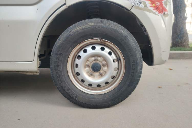 Used CHANGAN KAICHENG Star 9 2015 1.5L Base Version 4G15S Right Front Wheel Hub