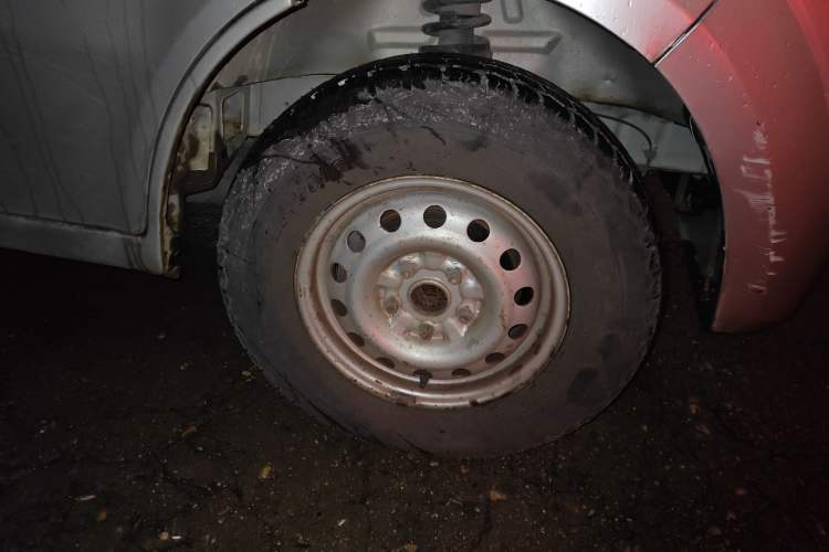 Used CHANGAN KAICHENG Star 9 2015 1.5L Base Version 4G15S Right Front Wheel Hub