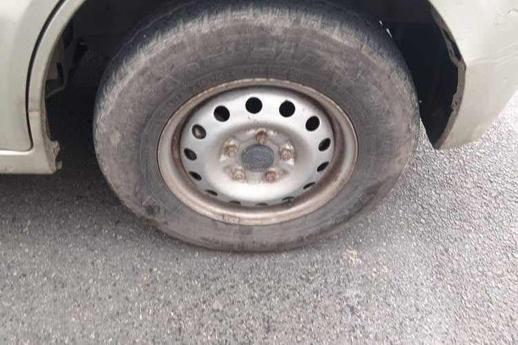Used CHANGAN KAICHENG Star 9 2015 1.5L Base Version 4G15S Right Front Wheel Hub