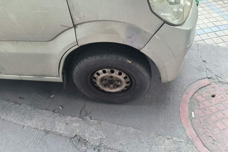 Used CHANGAN KAICHENG Star 9 2015 1.5L Base Version 4G15S Right Front Wheel Hub