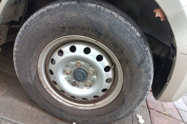 Used CHANGAN KAICHENG Star 9 2015 1.5L Base Version 4G15S Right Front Wheel Hub