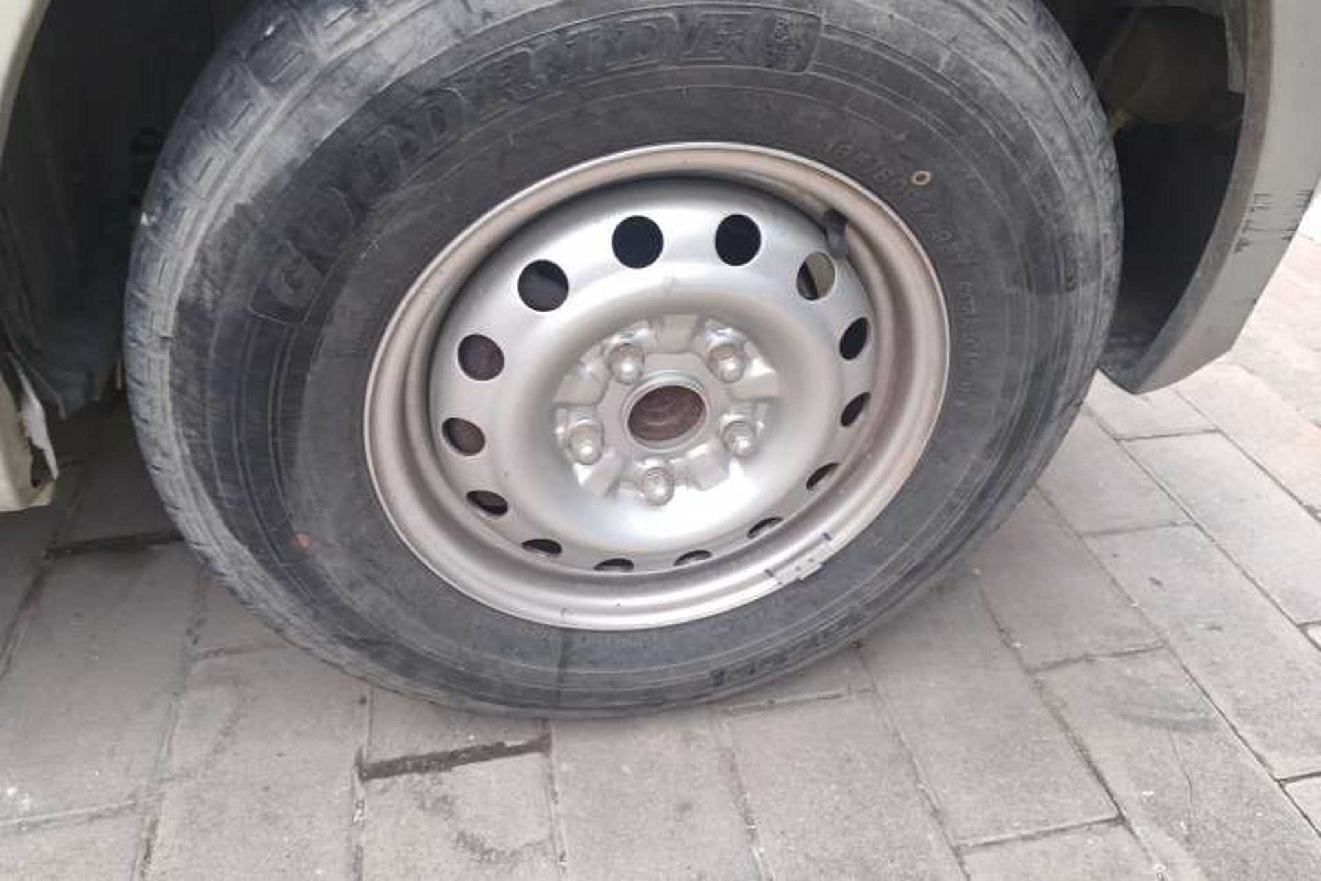 Used CHANGAN KAICHENG Star 9 2015 1.5L CNG Base Version 4G15S Right Front Wheel Hub